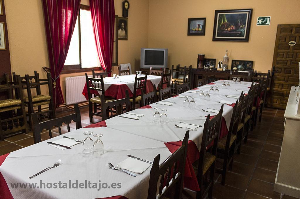 Hostal Del Tajo Peralejos de las Truchas Exteriör bild