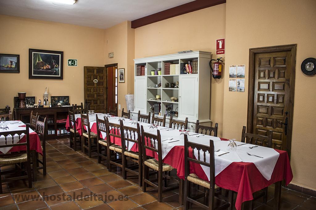 Hostal Del Tajo Peralejos de las Truchas Exteriör bild