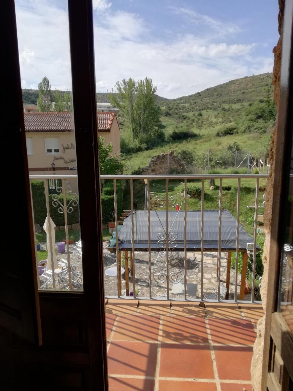 Hostal Del Tajo Peralejos de las Truchas Exteriör bild